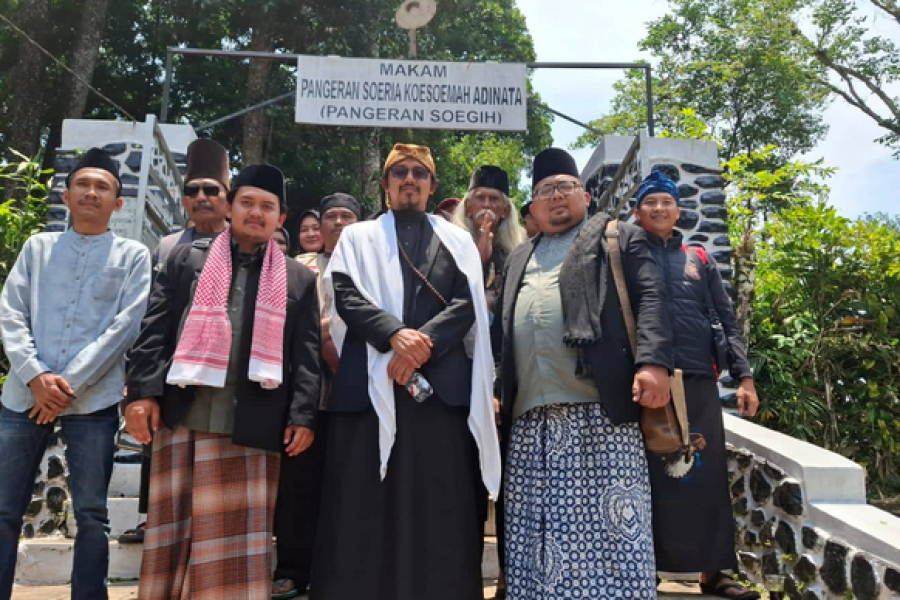 Screenshot 2026-04-12 at 13-38-14 Agus Sholah - Al-Imam Yusuf rahimahullah ta'ala... Facebook